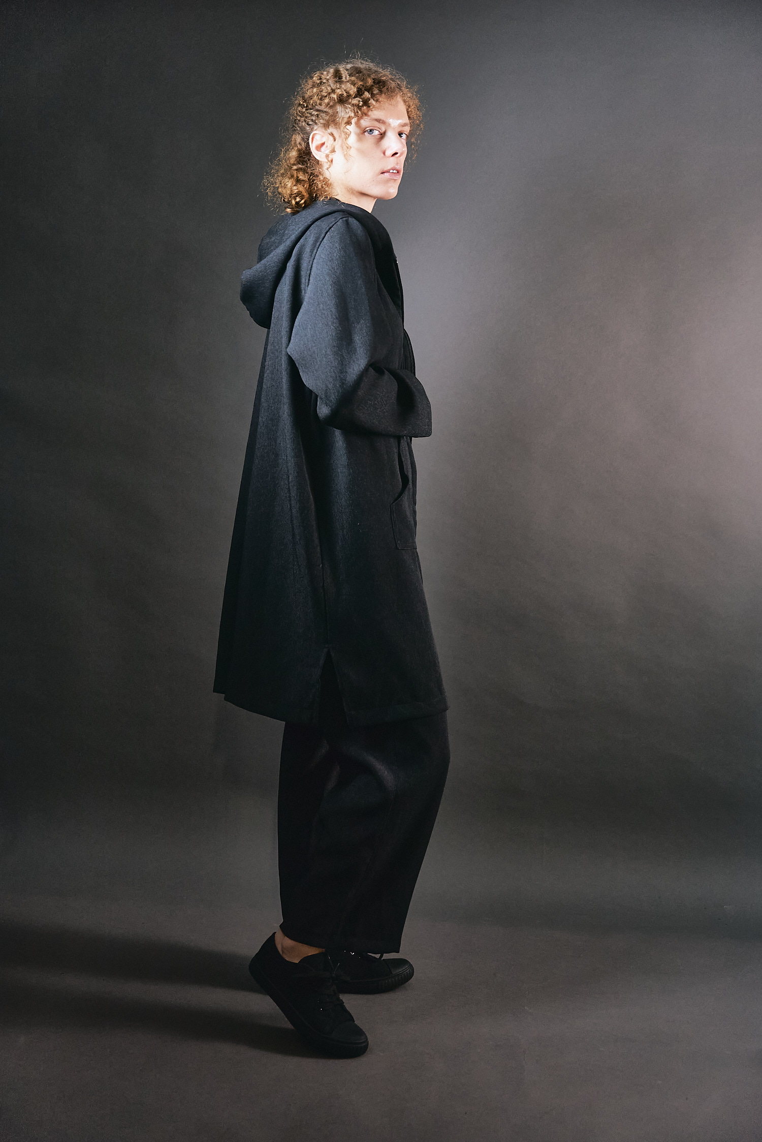 Długi żakiet do biura czarny melanż - Soie Star - obrazek 6