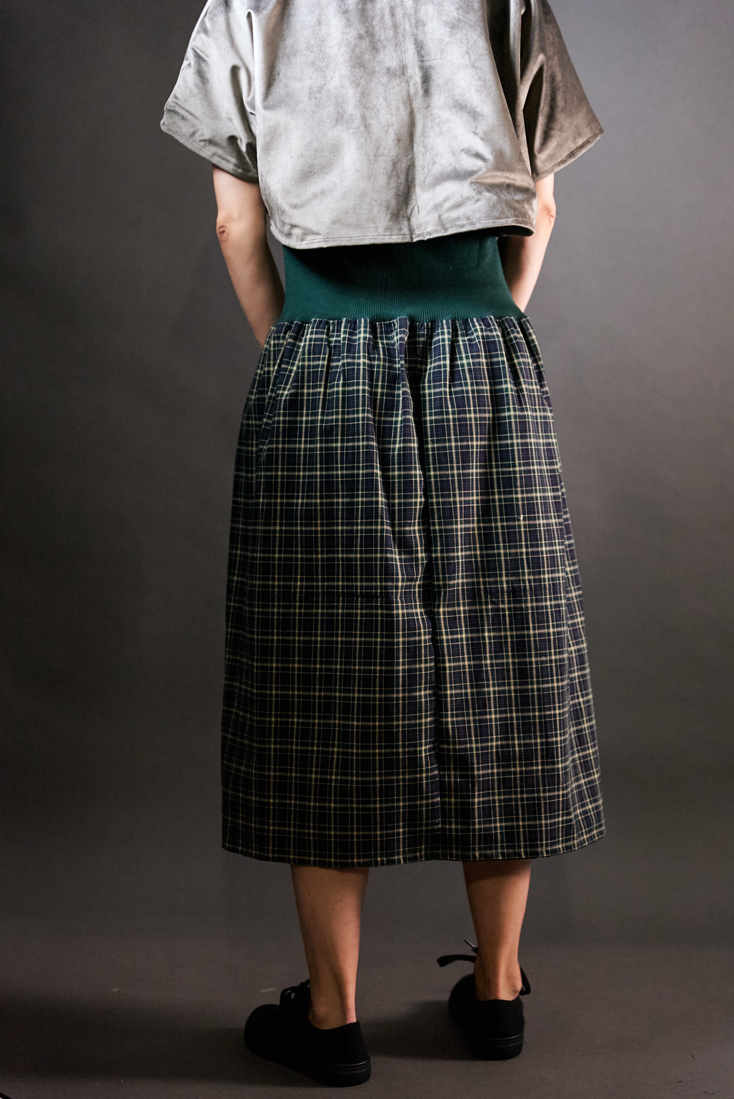 Spódnica - sukienka w kratę ze ściągaczem zielona 2 - Soie Star - obrazek 5